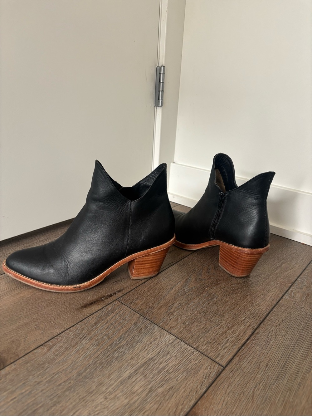 Poppy Barley two point five ankle boot